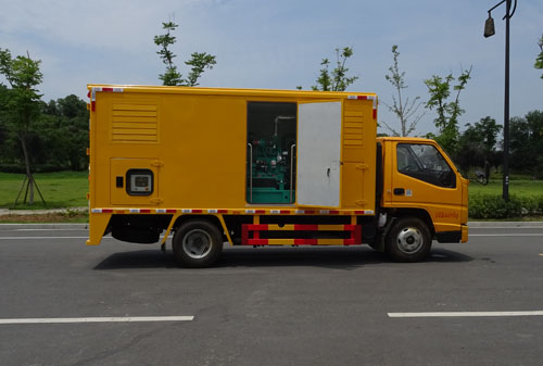 江鈴電源車