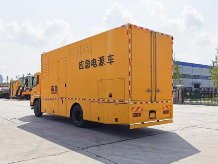 東風天錦電源車400KW