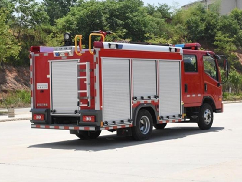 2.5噸  國六 福田水罐消防車  內藏罐