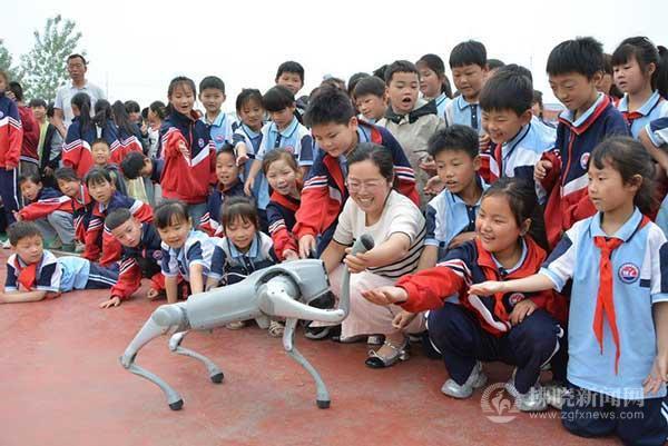 科普大篷車開進鄉村小學